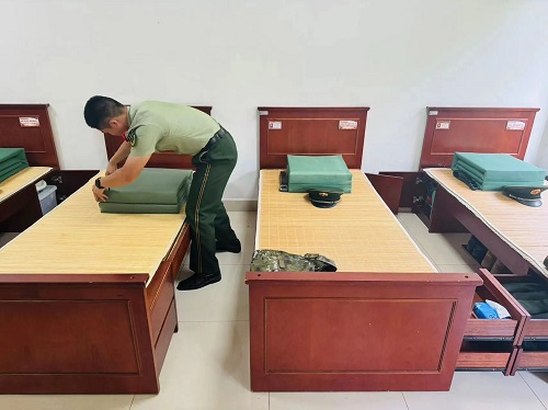 1724638560594495.jpg 45566.jpg