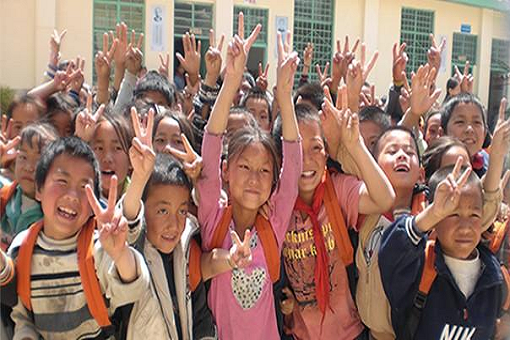 學(xué)史力行，愛心助學(xué)—— 建經(jīng)投資咨詢有限公司捐助貧困學(xué)生